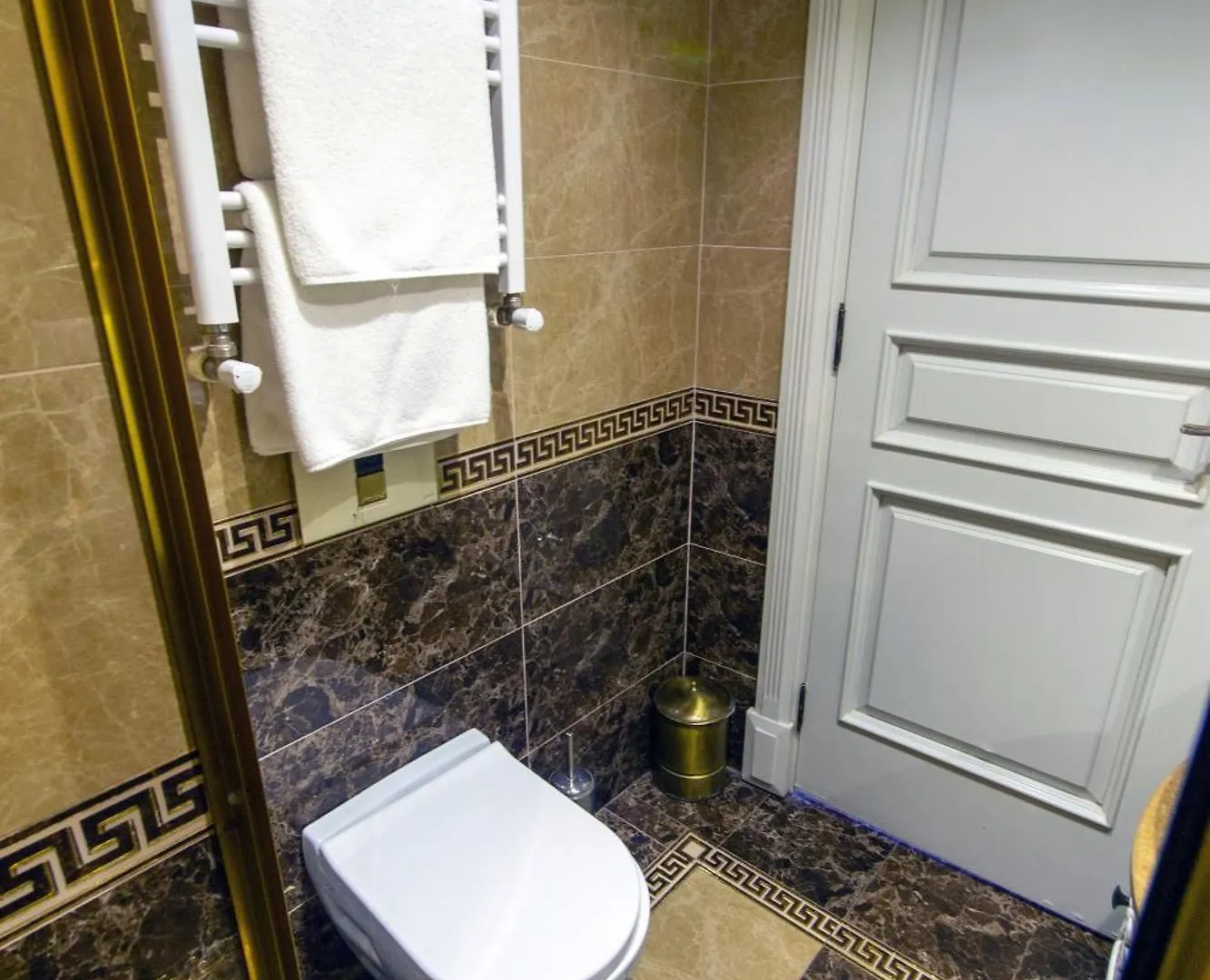Iq Hotel Istanbul 3*,
