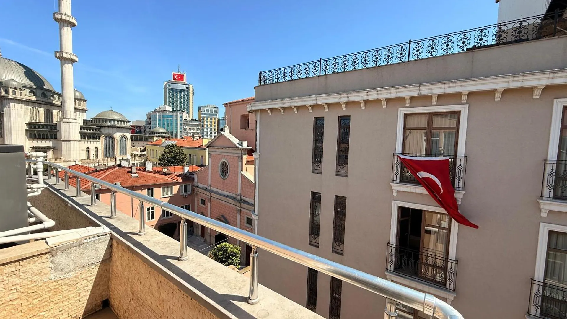 Iq Hotel Istanbul