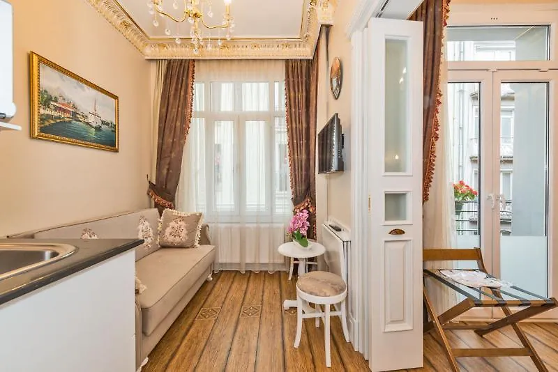 Iq Hotel Стамбул 3*,